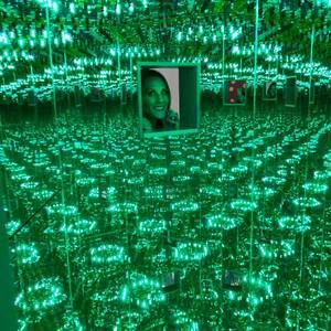 Meet your Posher, Julia